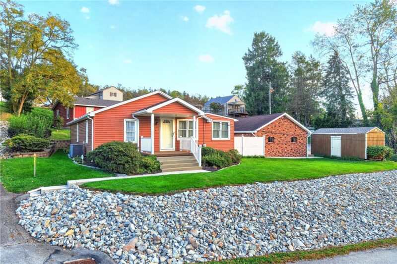 610 Blind Ln — photo 2