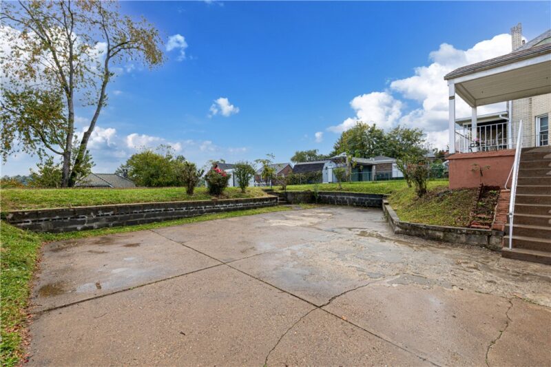 2037 Brownsville Rd — photo 5