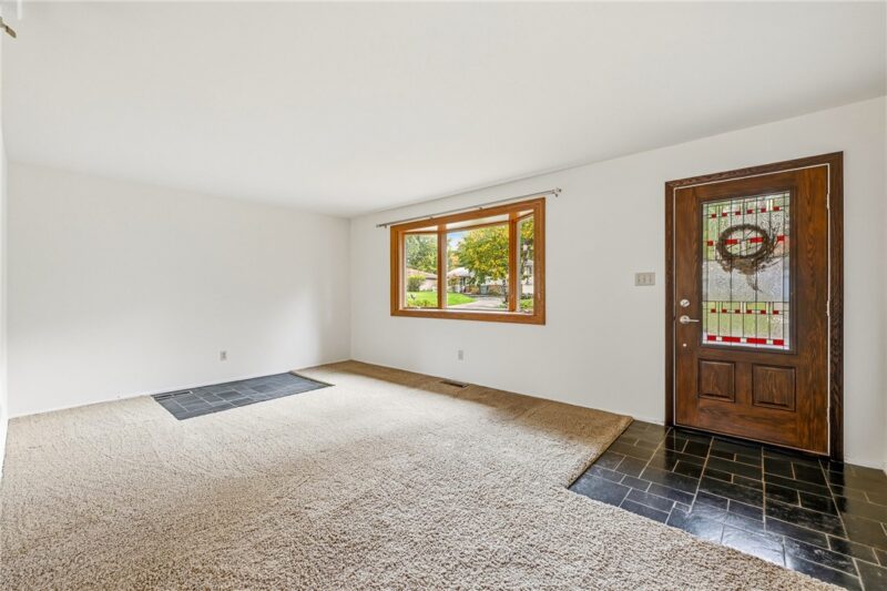1550 Wakefield Dr — photo 4