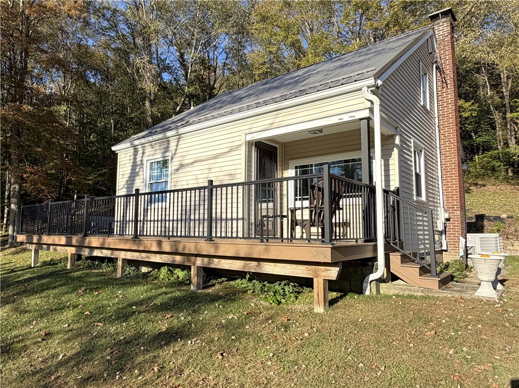 452 Clark Hollow Road — photo 1