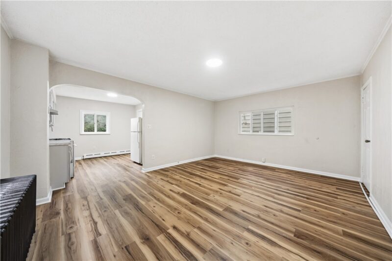 211 Short St — photo 4