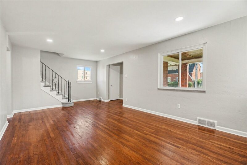 110 Miller Ave — photo 5