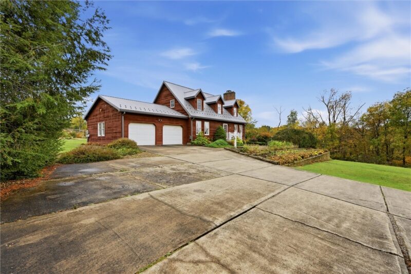 388 Gerber Rd — photo 3