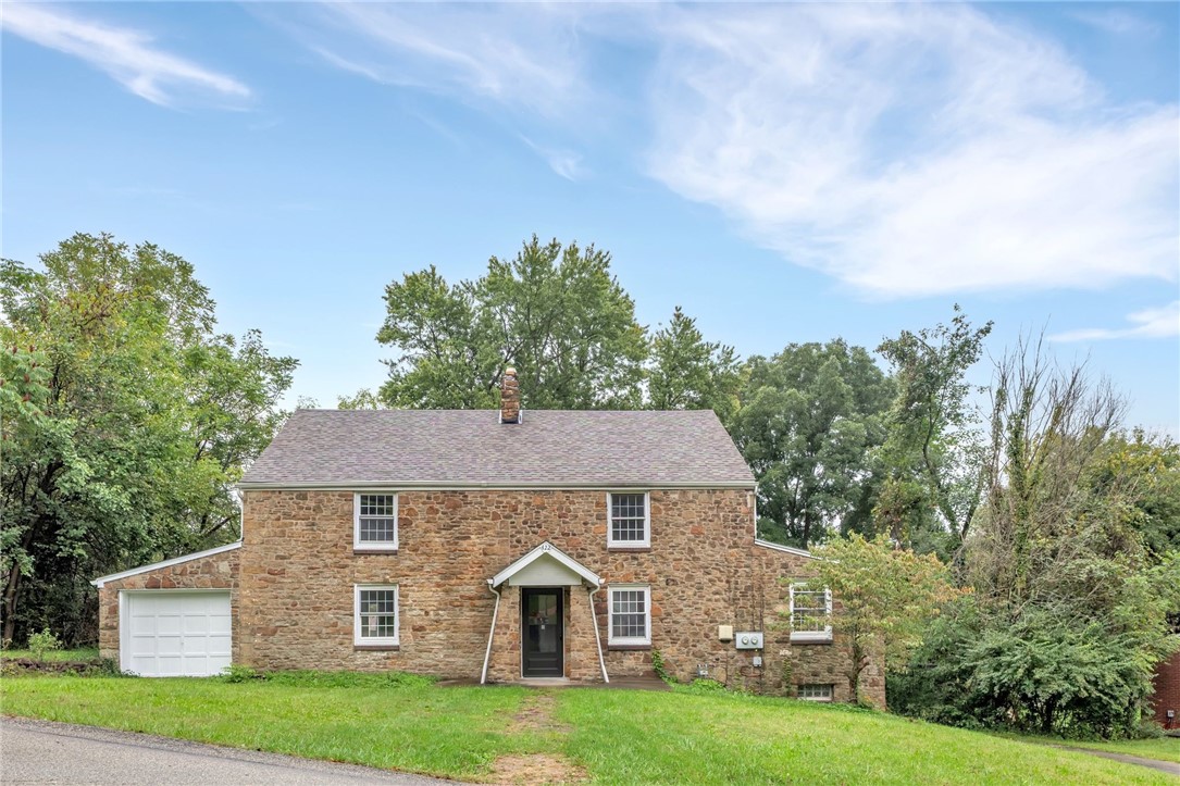 422 Orchard Dr — photo 1