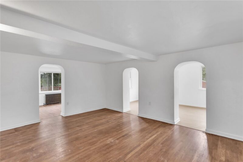 422 Orchard Dr — photo 4