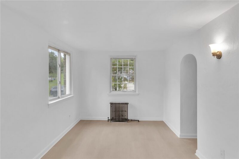 422 Orchard Dr — photo 7