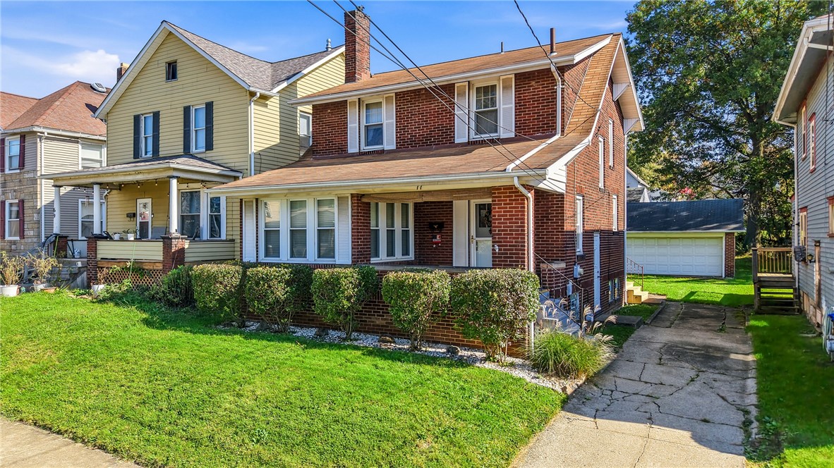 77 Flowers Ave — photo 1