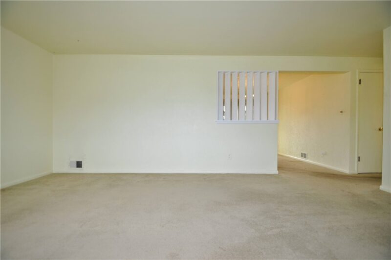 303 Meadow — photo 5