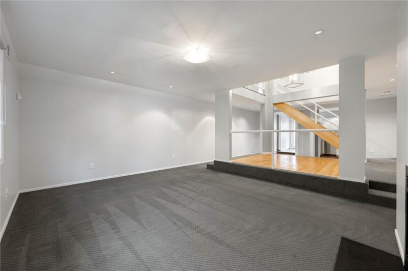 5030 FIFTH AVE 212 — photo 8
