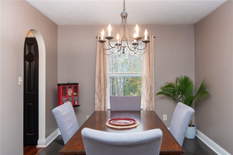 1438 Sandstone Ct W — photo 6