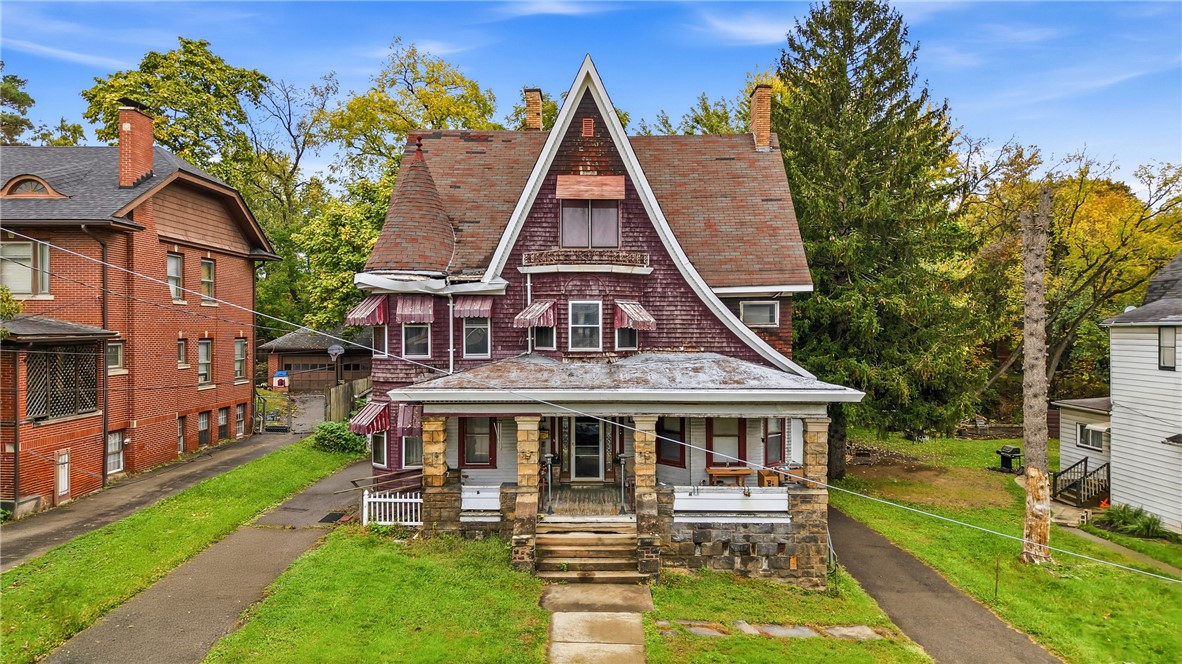 311 E Leasure Ave — photo 1