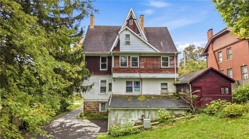 311 E Leasure Ave — photo 3