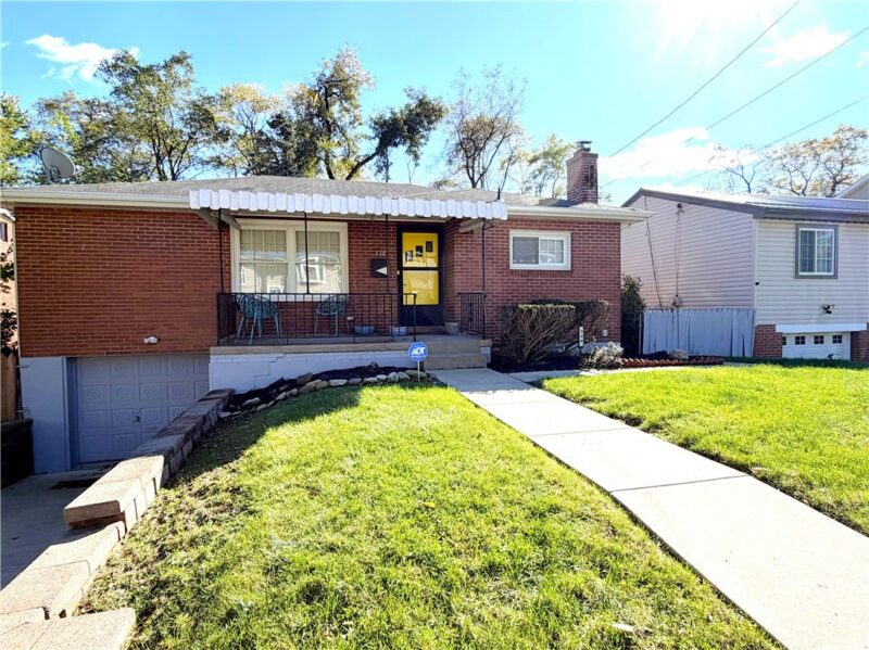 328 Marshall Dr — photo 2
