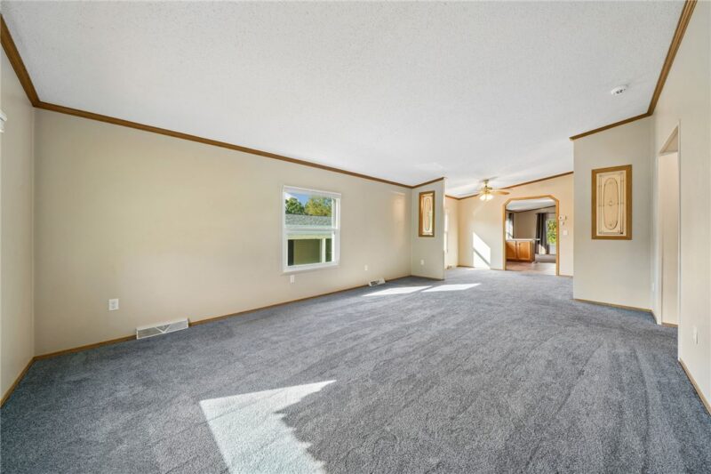 607 Crest Lane — photo 7