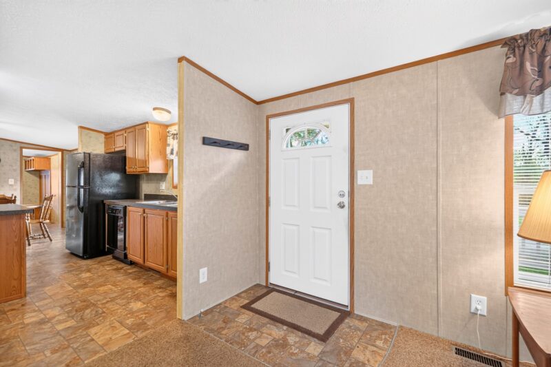 173 CARDINAL DRIVE — photo 3
