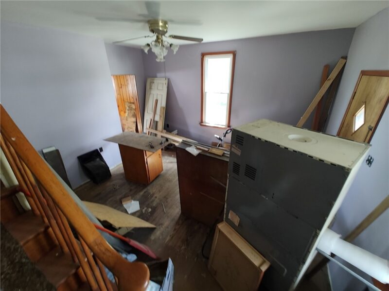 180 Connellsville St — photo 8