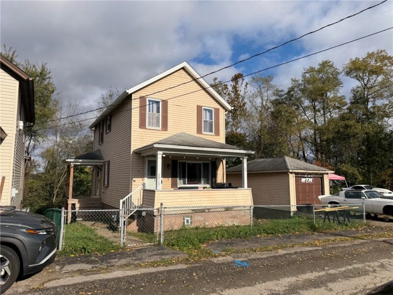2513 Portland St — photo 2