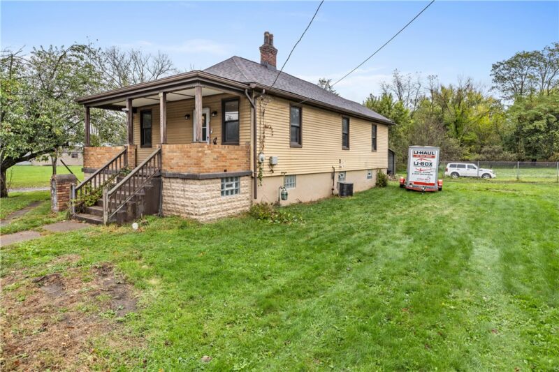 4638 Elizabeth St. — photo 2