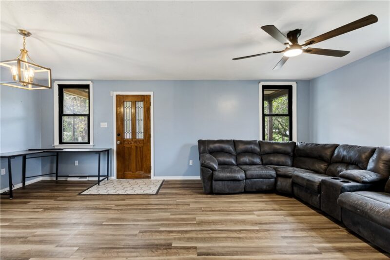 4638 Elizabeth St. — photo 5