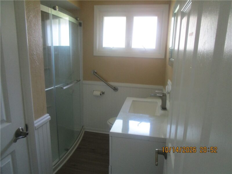 621 Springdale Dr — photo 3