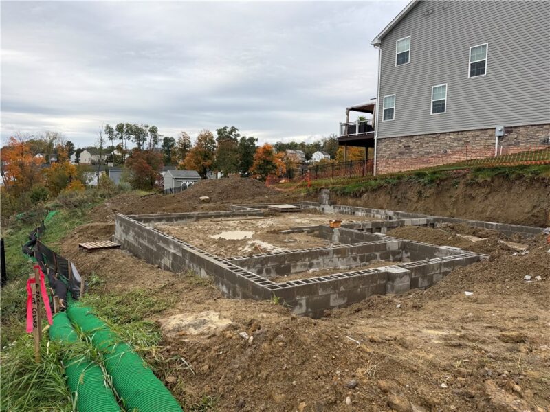 1002 Peak Drive — photo 5