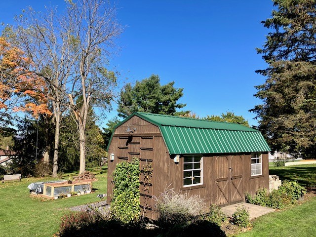 212 Churchill Street — photo 4