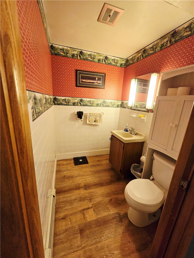 245 Todd Ave — photo 8