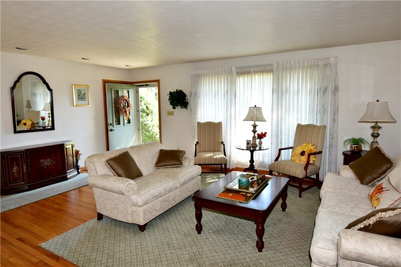 166 Orchard Dr — photo 5