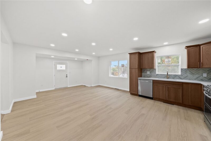 170 Belmont Ave — photo 7