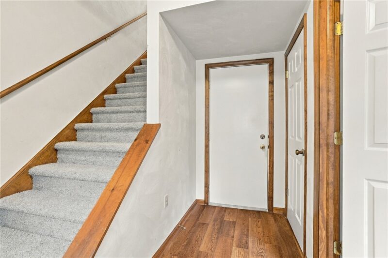 836 Mount Pleasant Rd — photo 4
