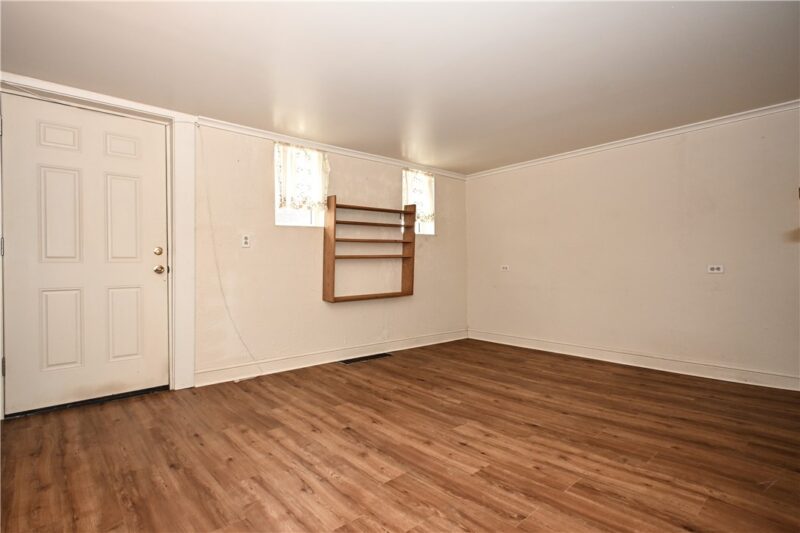1822 Fox Way — photo 2