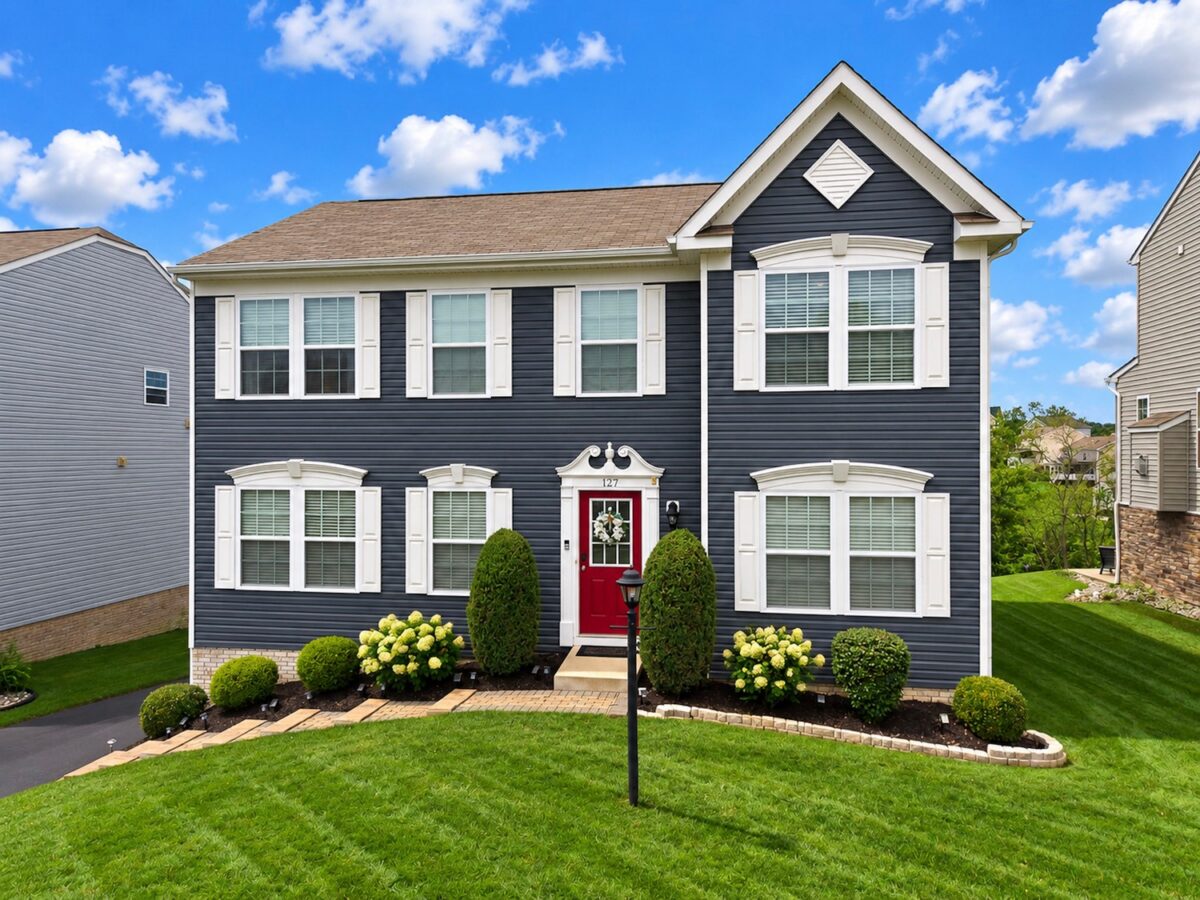 127 Dutch Creek Drive — photo 1