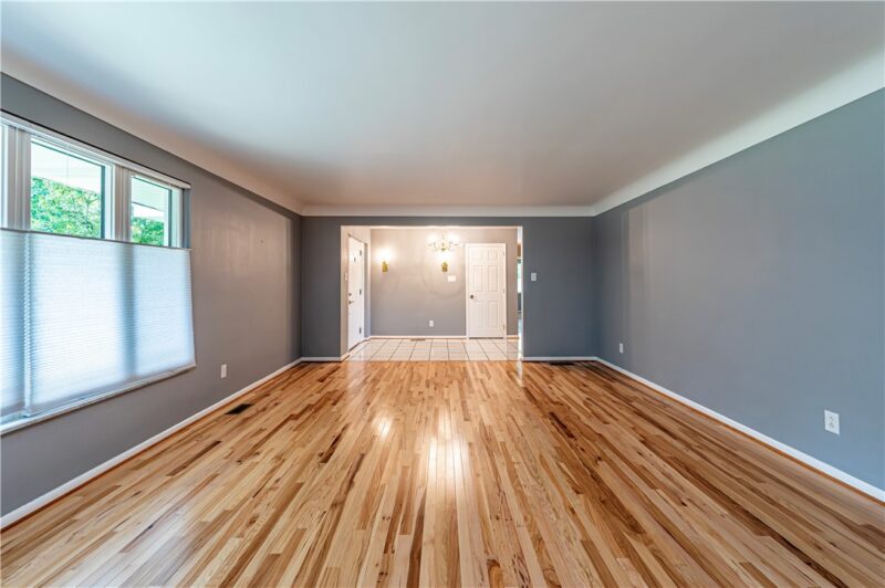 219 Maple Dr — photo 8