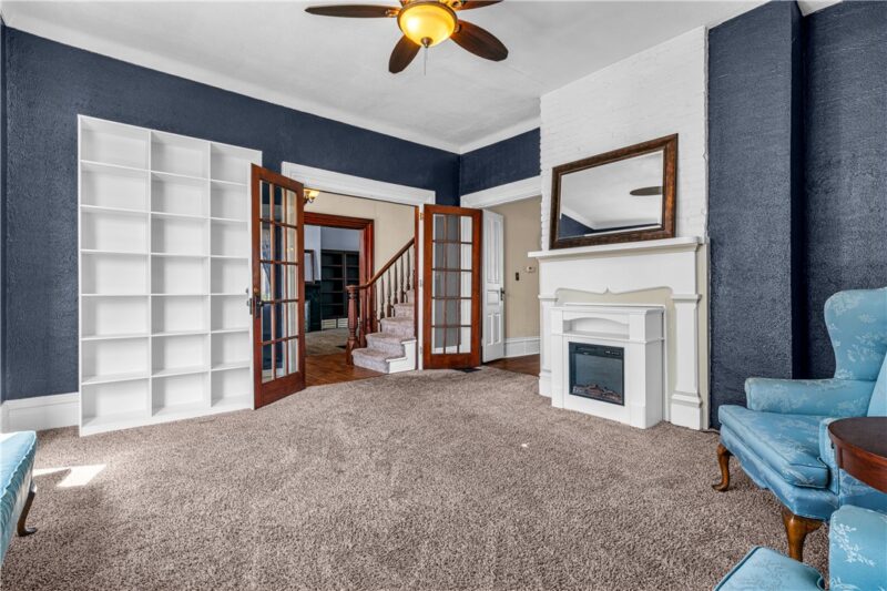 607 Walnut St — photo 7
