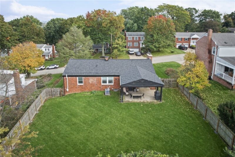 511 Hudderford Rd — photo 4