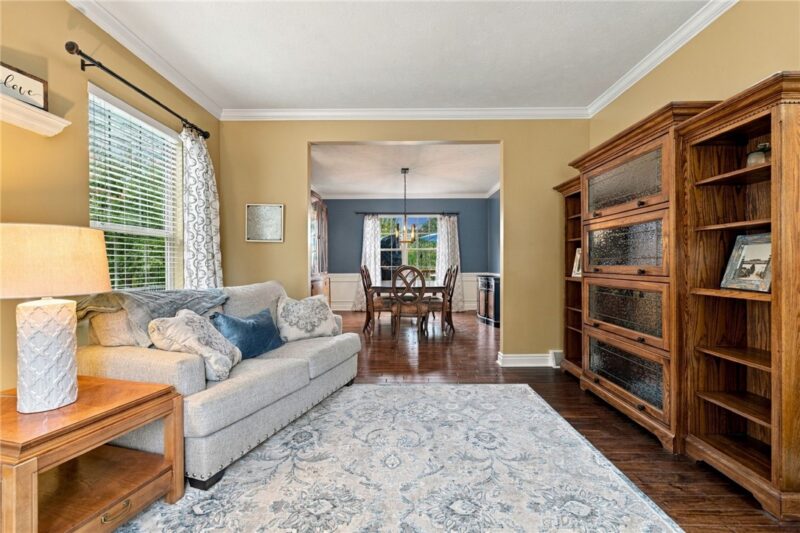 621 Alex Ct — photo 6