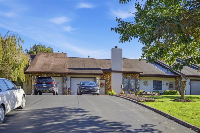 137 Oak Dr — photo 5