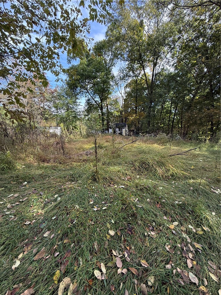 181 Pine Hollow Rd — photo 1