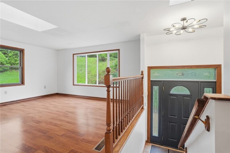 103 Seville Ave — photo 6
