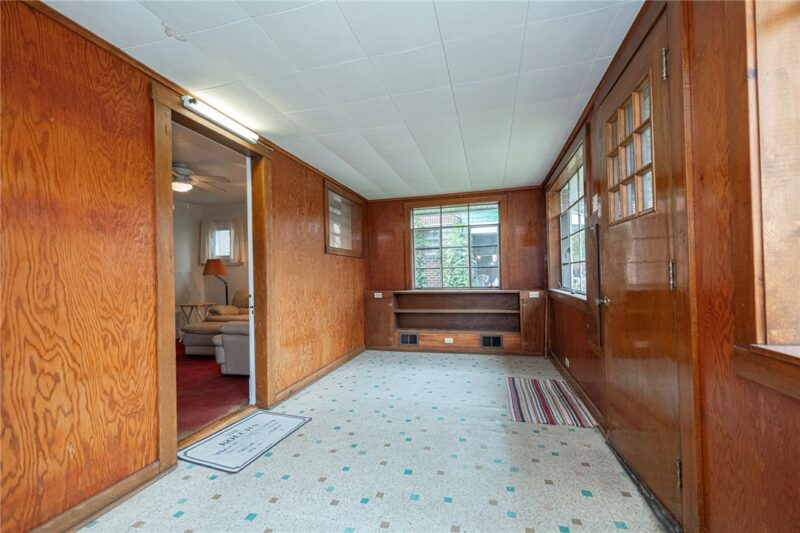208 Allegheny Ave — photo 8