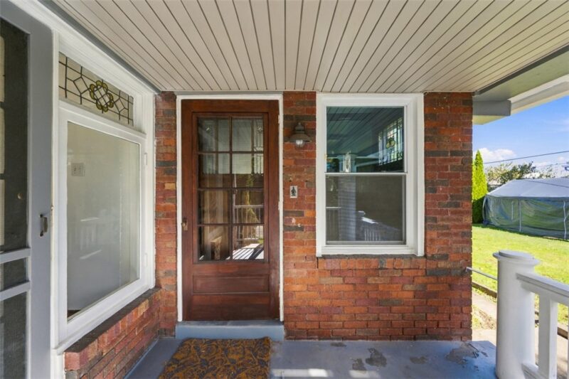 7341 Schoyer Ave — photo 5
