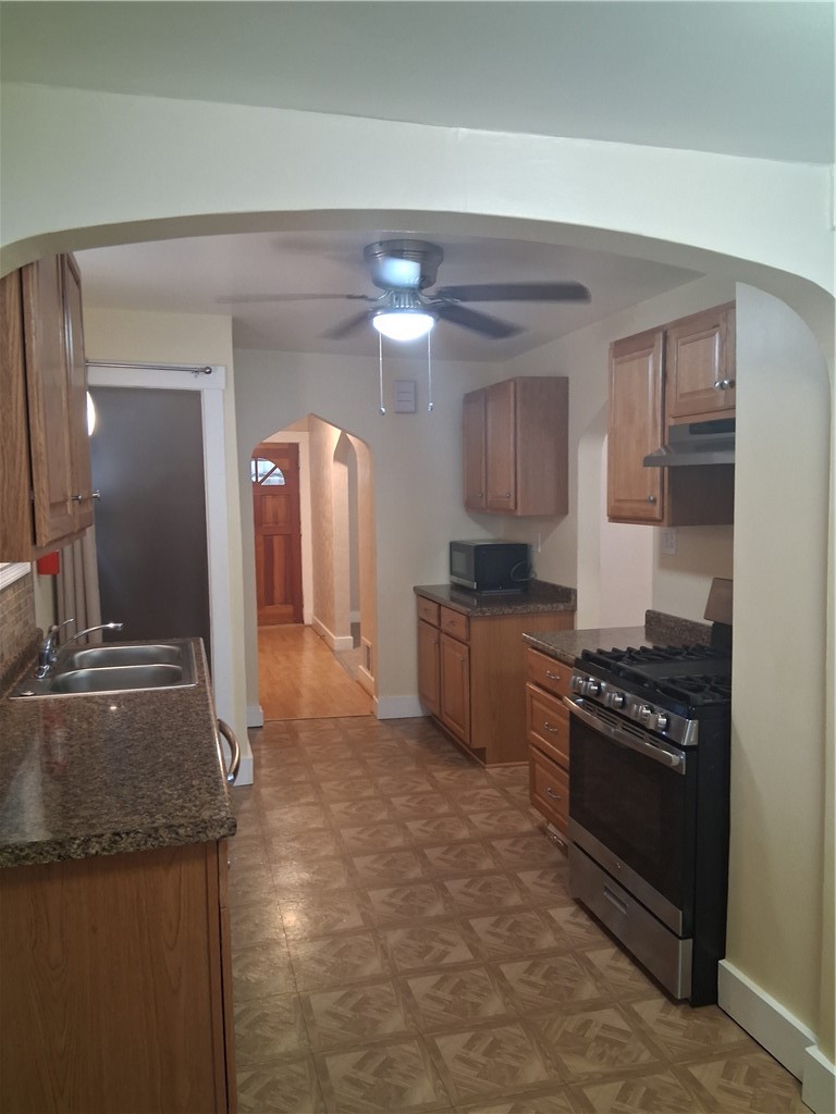 671 ELIZABETH STREET — photo 3