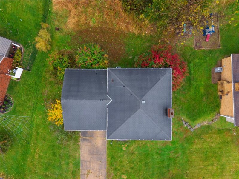 3431 Douglas Dr — photo 2