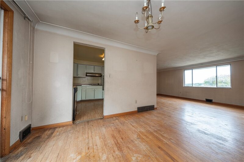 3431 Douglas Dr — photo 5