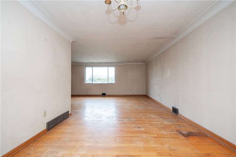 3431 Douglas Dr — photo 6