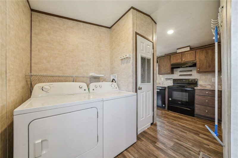 424 Jean Drive — photo 7