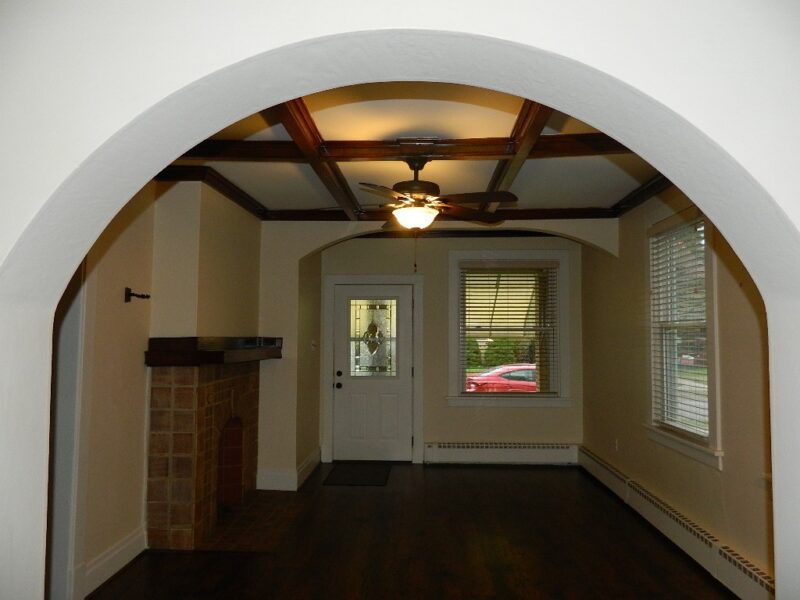 34 Amherst Ave — photo 2
