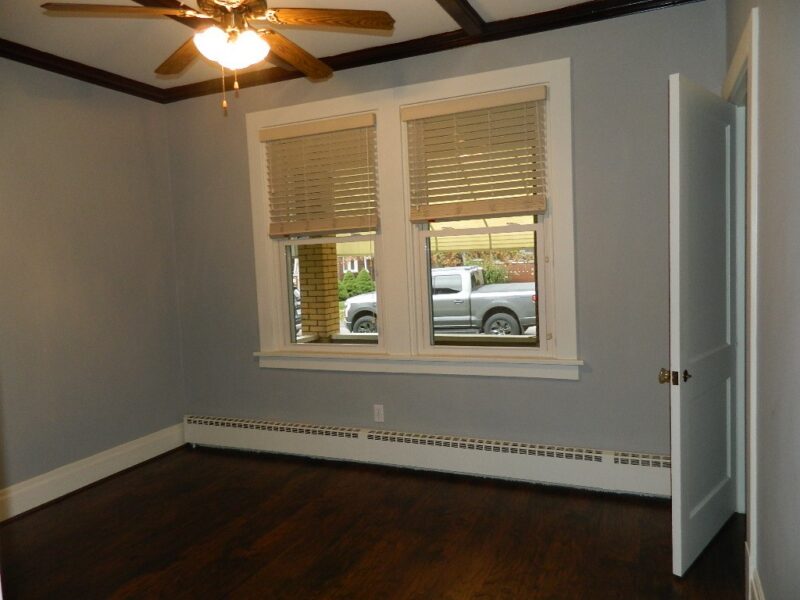 34 Amherst Ave — photo 4