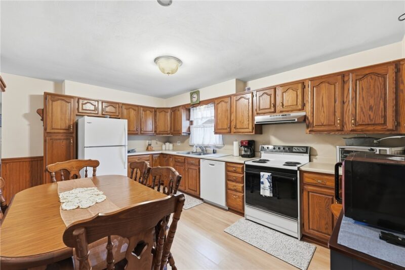 633 Spencer Ave — photo 5