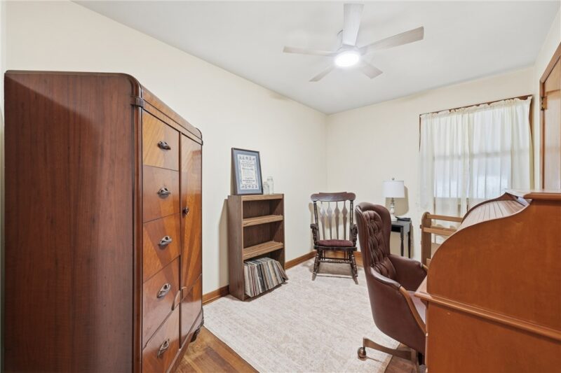 633 Spencer Ave — photo 6